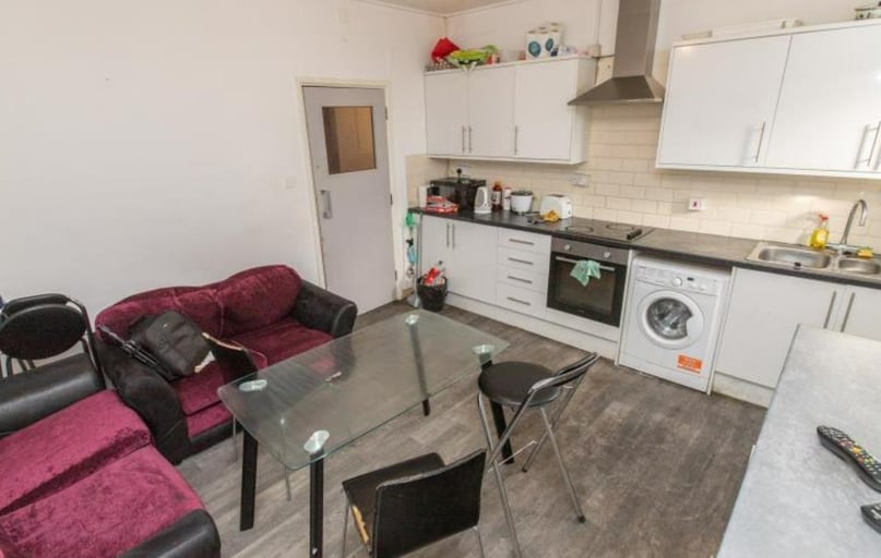 Bristol Road, Selly Park, Birmingham - Image 1